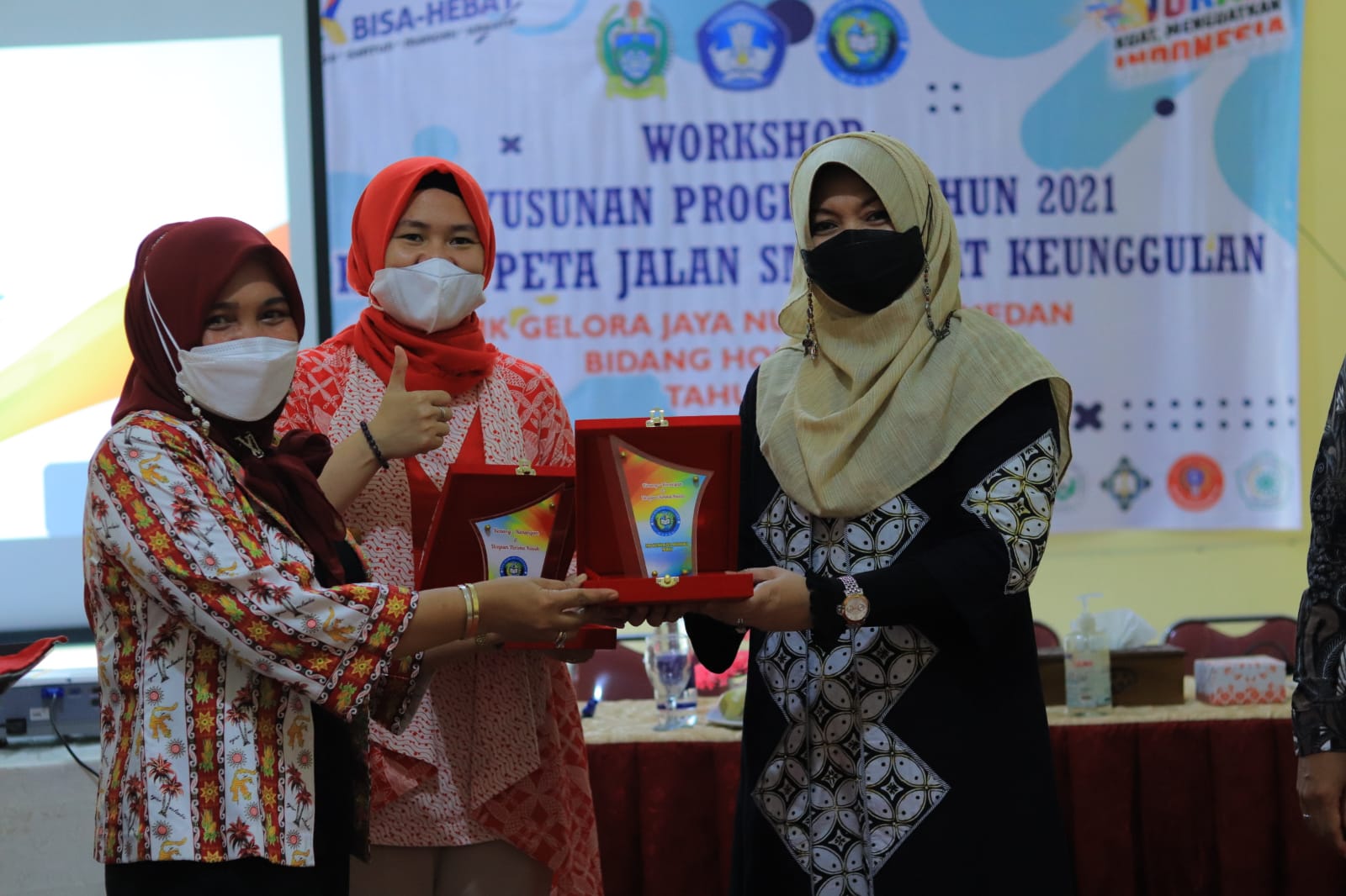 Workshop Penyusunan Program Tahun 2021 Dan Revisi Peta Jalan SMK Gelora Jaya Nusantara Medan